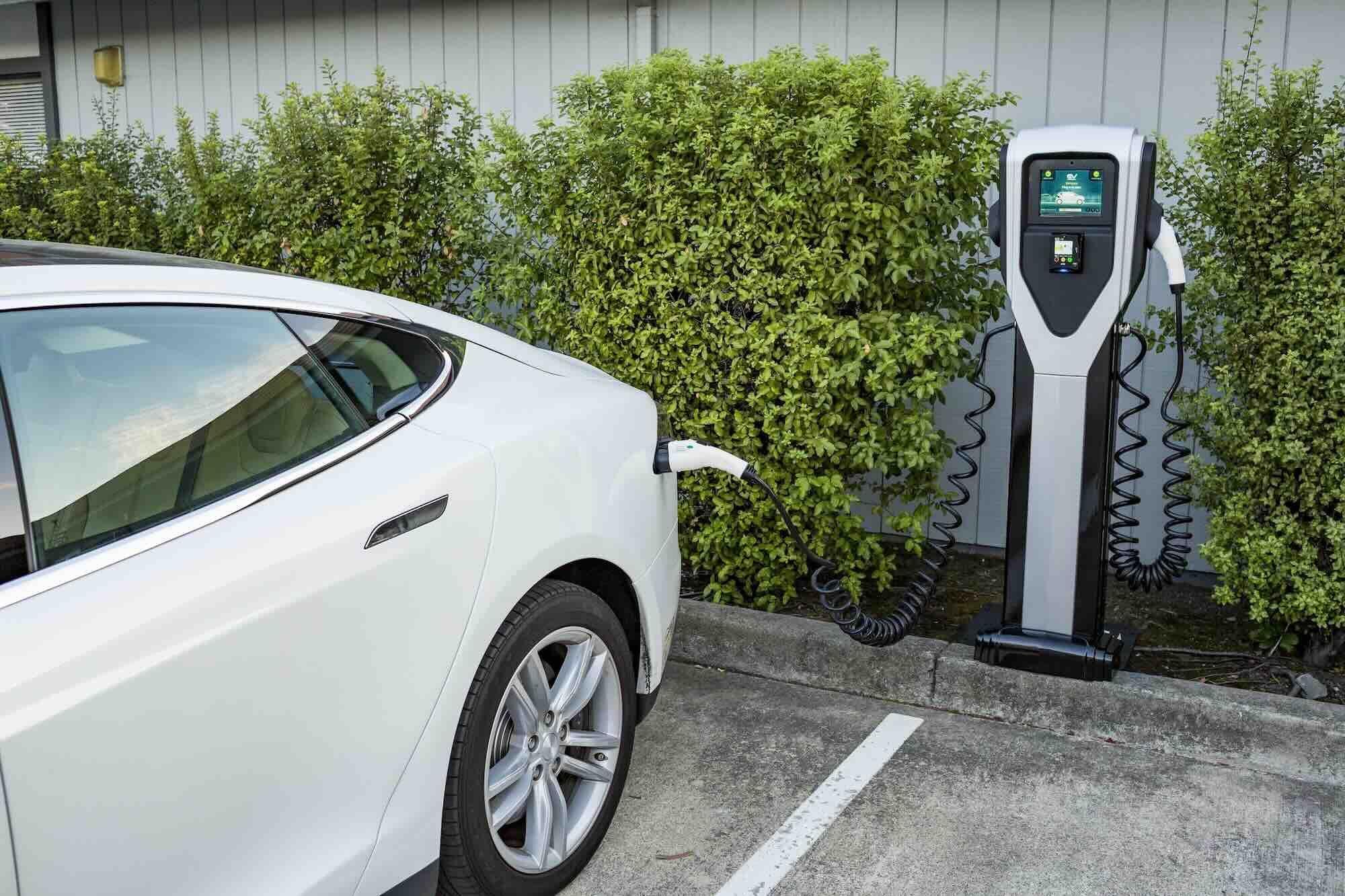 LCL Level 3 Award in Domestic, Commercial and Industrial Electric Vehicle Charging Equipment - Image